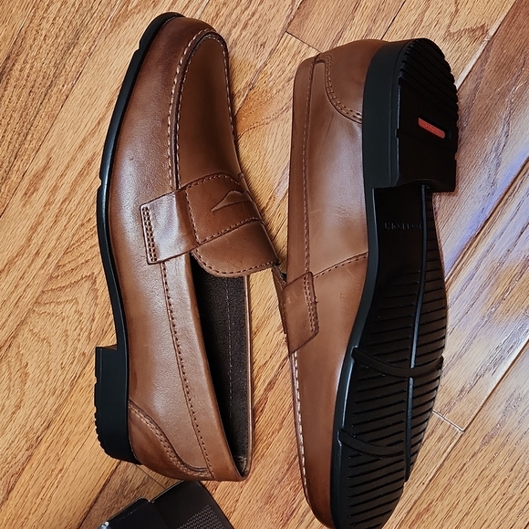 Rockport Classic Penny Loafers - Picture 10 of 17